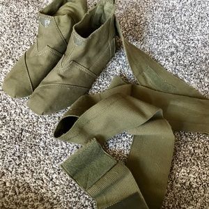 Toms ace bandage type boot